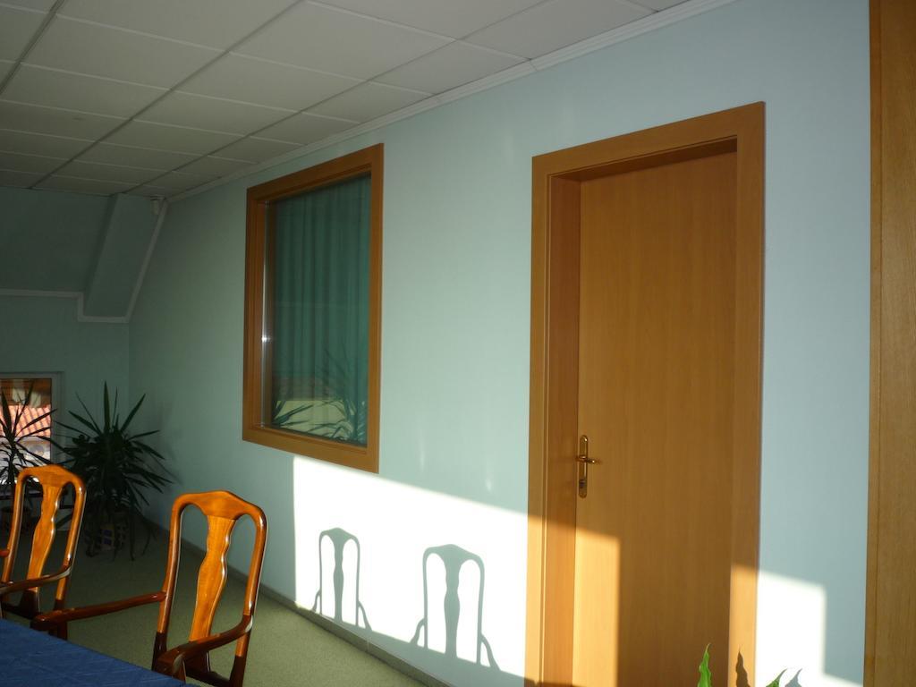 Aero Hotel & Etterem Jakabszallas Экстерьер фото