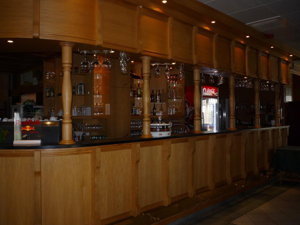 Aero Hotel & Etterem Jakabszallas Экстерьер фото